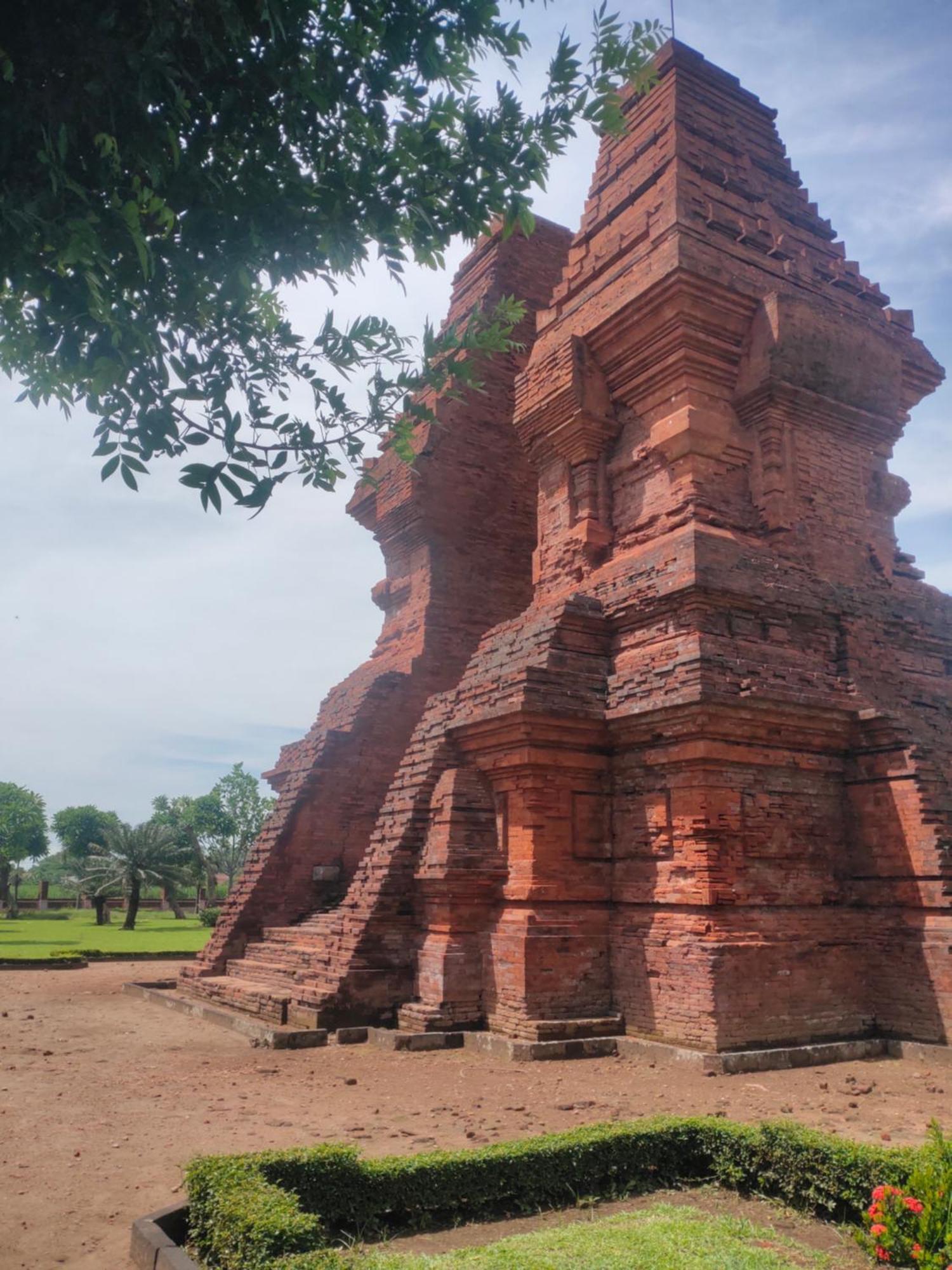 Grha Pawitra Trowulanアパートメント エクステリア 写真